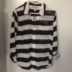 Button down long sleeve blouse